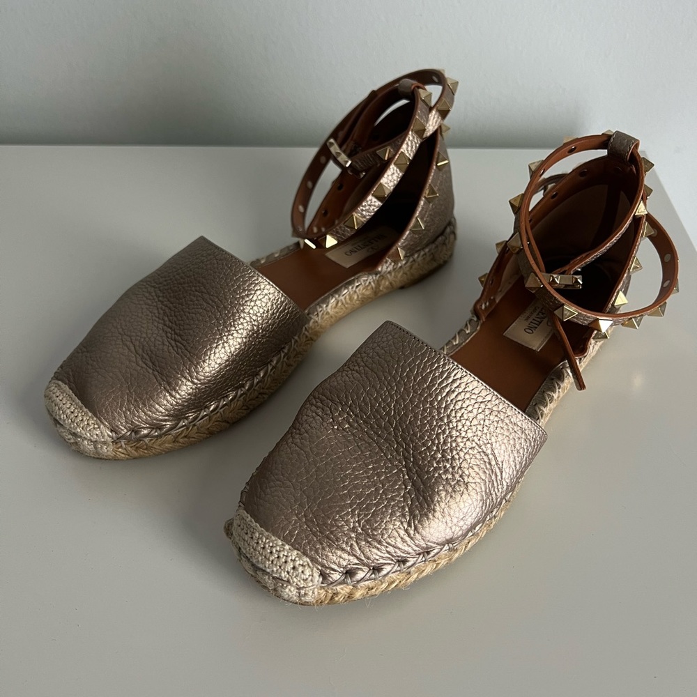 Valentino Rockstud Espadrille